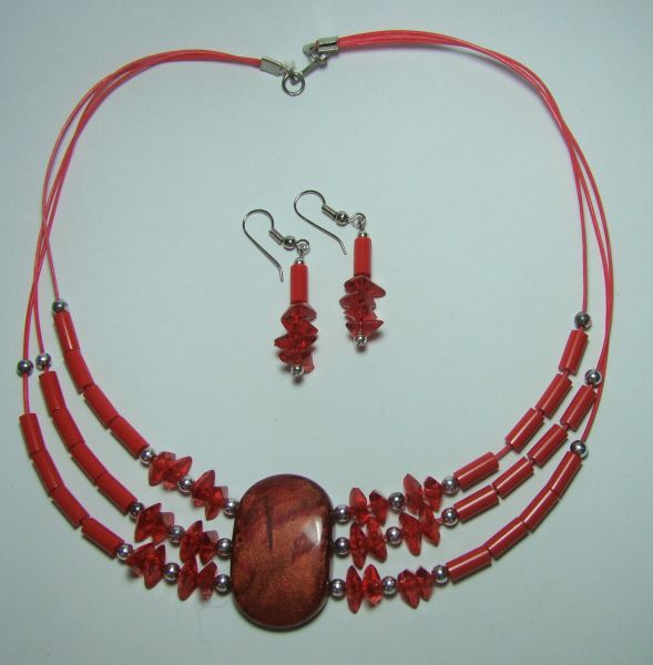 Conjunto corrente + brincos vermelho